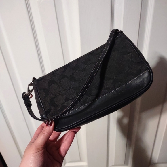 Coach Black Signature C Demi Canvas Leather Baguette Shoulder Bag - Picture 3 of 8